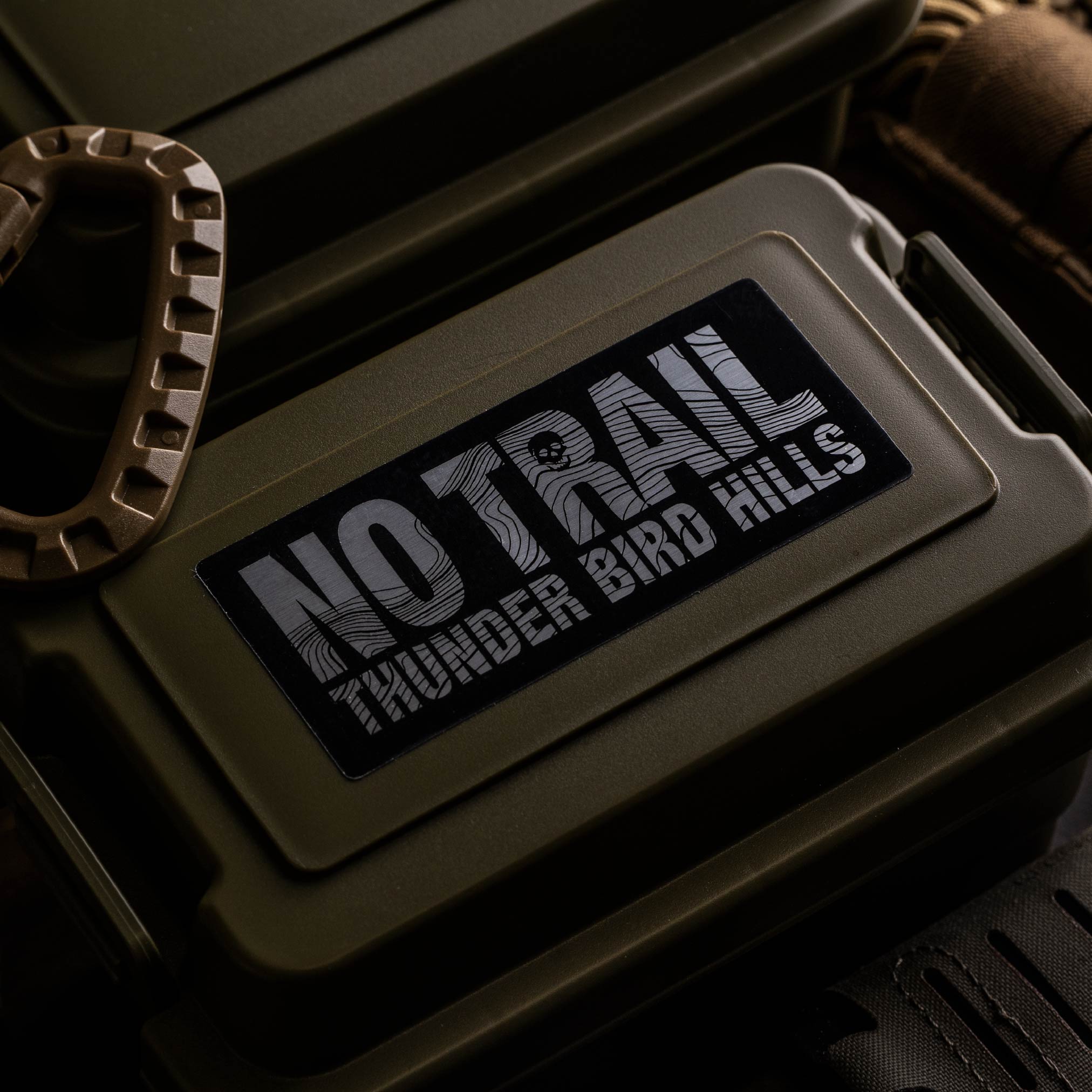 NO TRAIL [METAL]